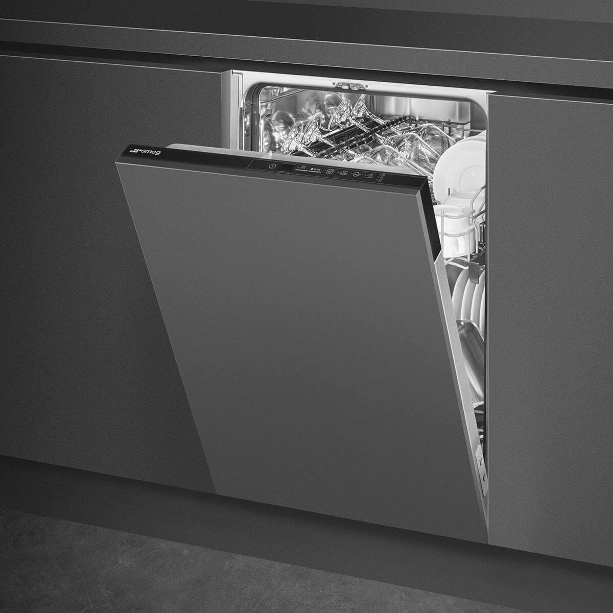 Smeg appliance repair Cape Town technician